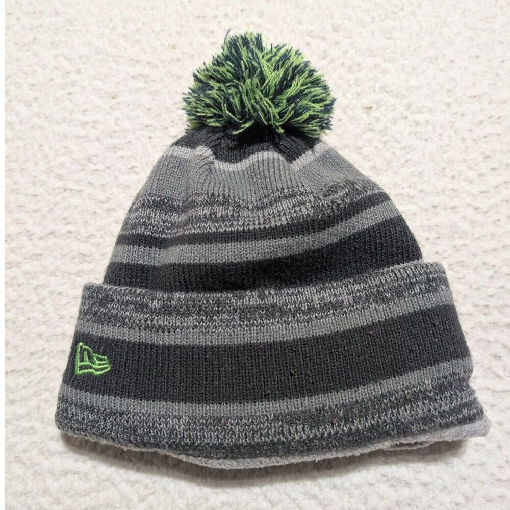 New Era Seattle Seahawks Pom Beanie Adult OSFM Gray Black Fleece Lined NFL - Picture 2 of 4